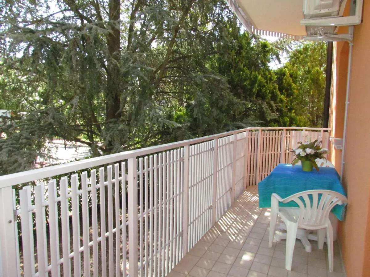 Furnished Apartment Near The Beach بيبيوني إيطاليا