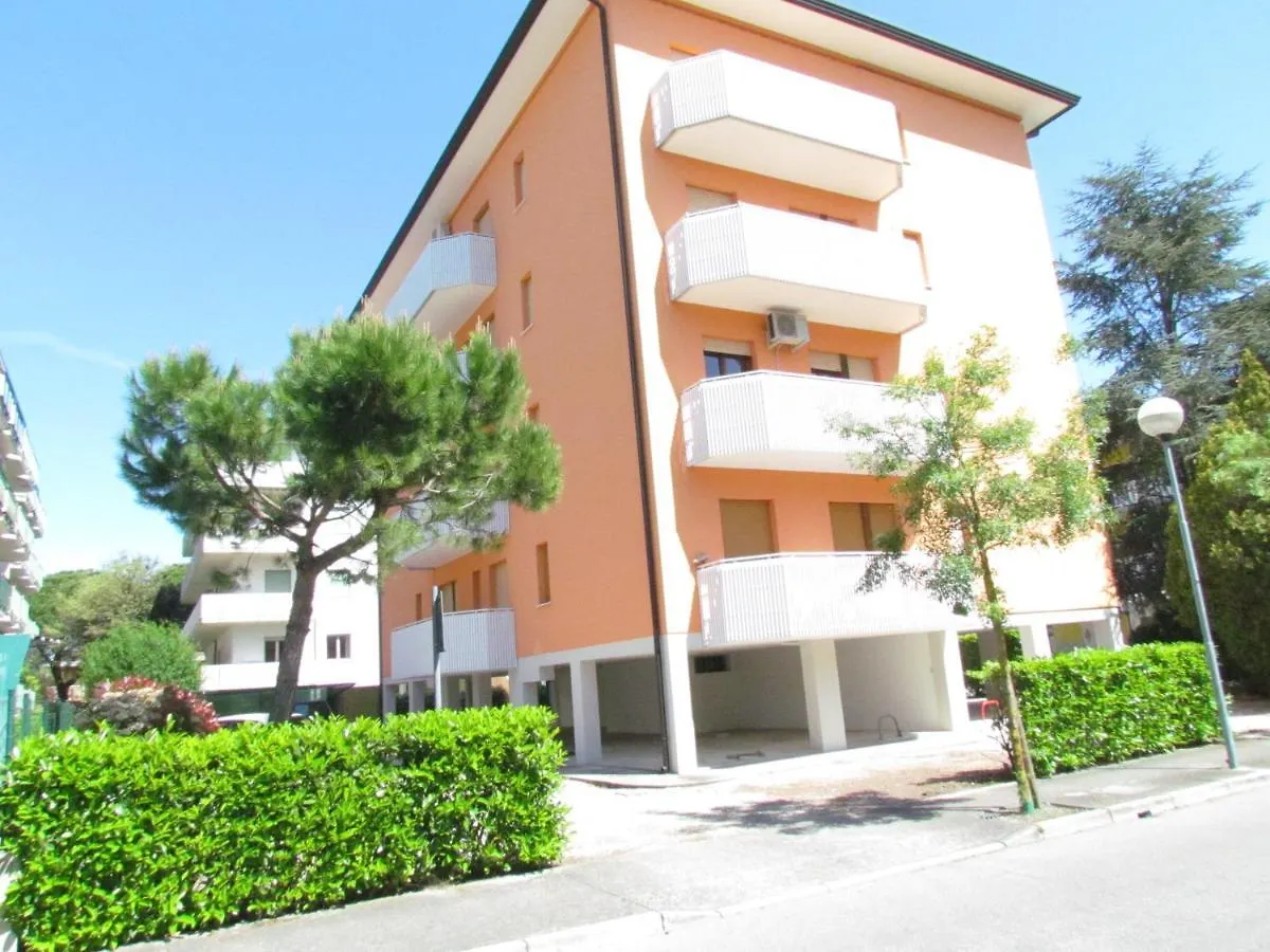 Furnished Apartment Near The Beach 比比翁