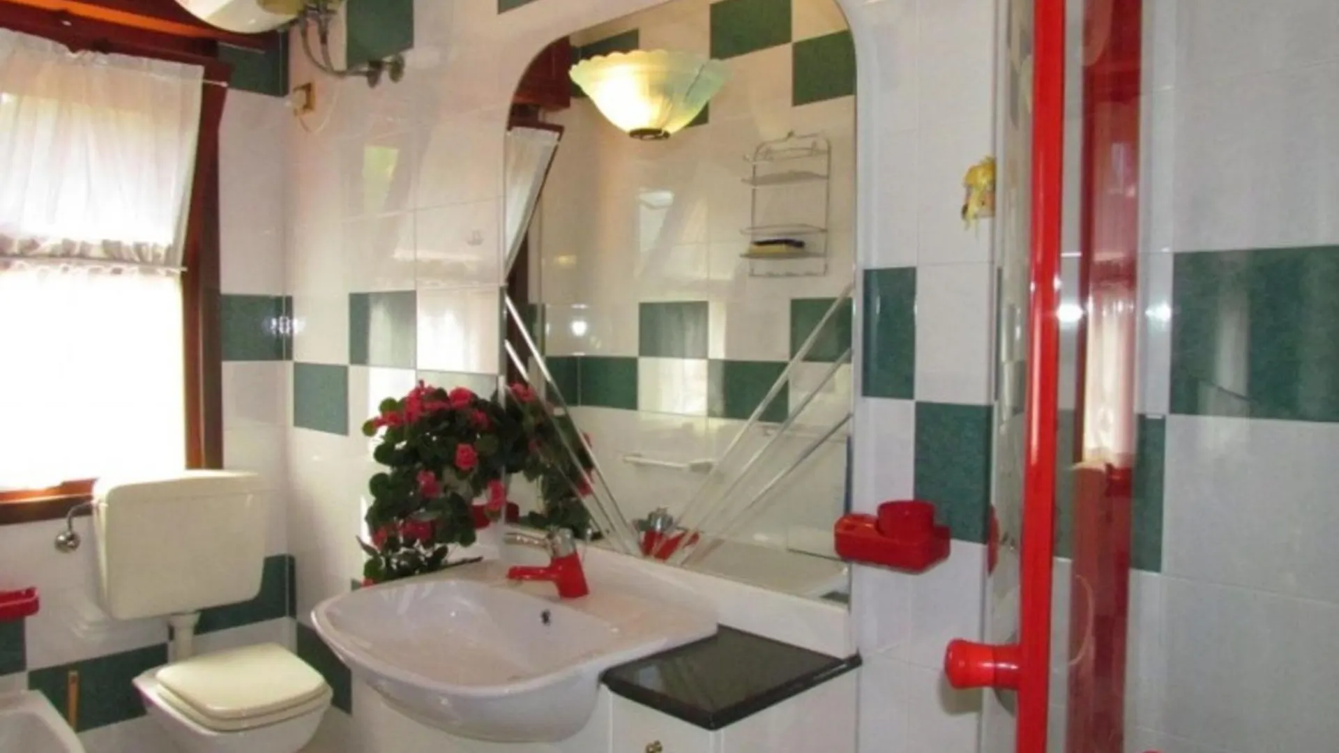 Furnished Apartment Near The Beach 比比翁